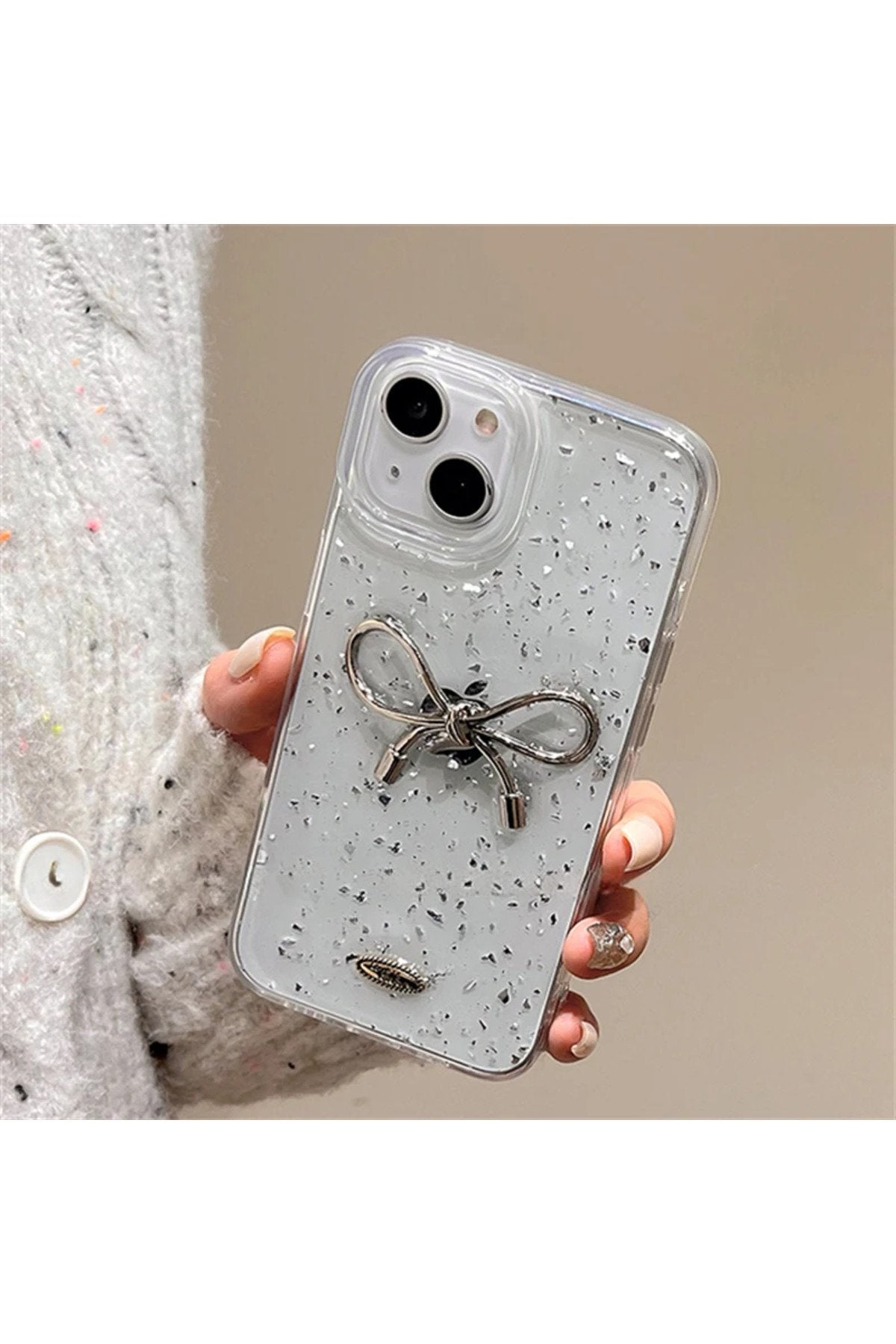 İphone 13 ve 14 Uyumlu 3D Fiyonk Desenli Kabartmalı Kamera Koruma Çerçeve Çıkıntılı Premium Kılıf