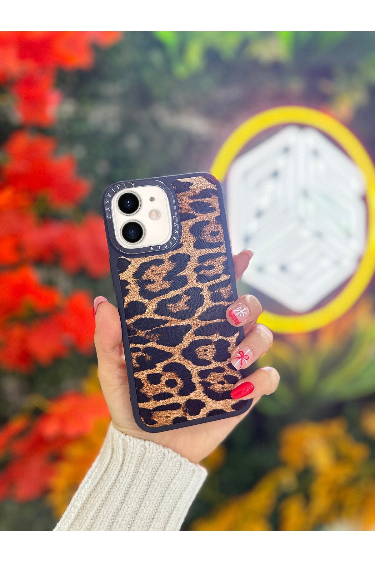 iPhone 11 Uyumlu Kılıf Leopar Desenli Kabartmalı Desenli Darbe Emici Lüx Telefon Kılıfı