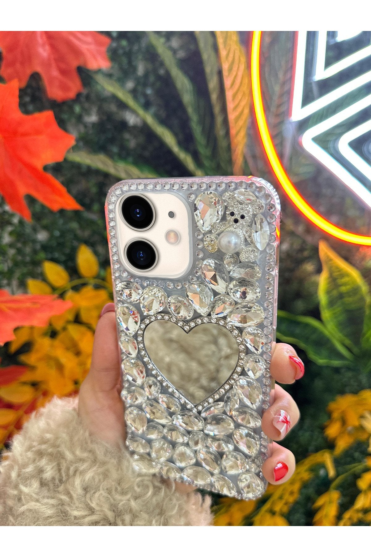 iPhone 12 Ve 12 Pro Uyumlu Aynalı Ayıcık Karakterli Gümüş Renk Taşlı Koruyucu Premium Kılıf