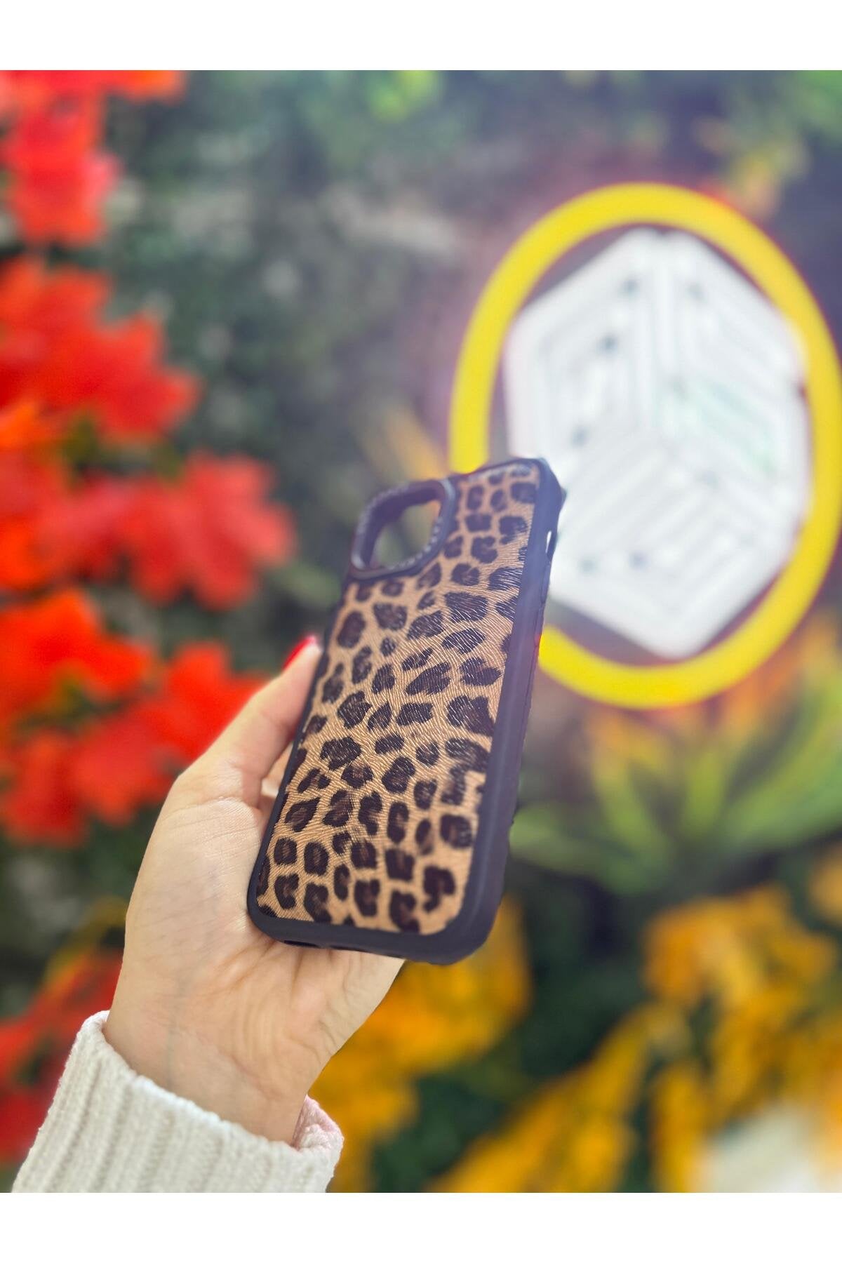 iPhone 13 Ve 14 Uyumlu Kılıf Leopar Desenli Kabartmalı Desenli Darbe Emici Lüx Telefon Kılıfı