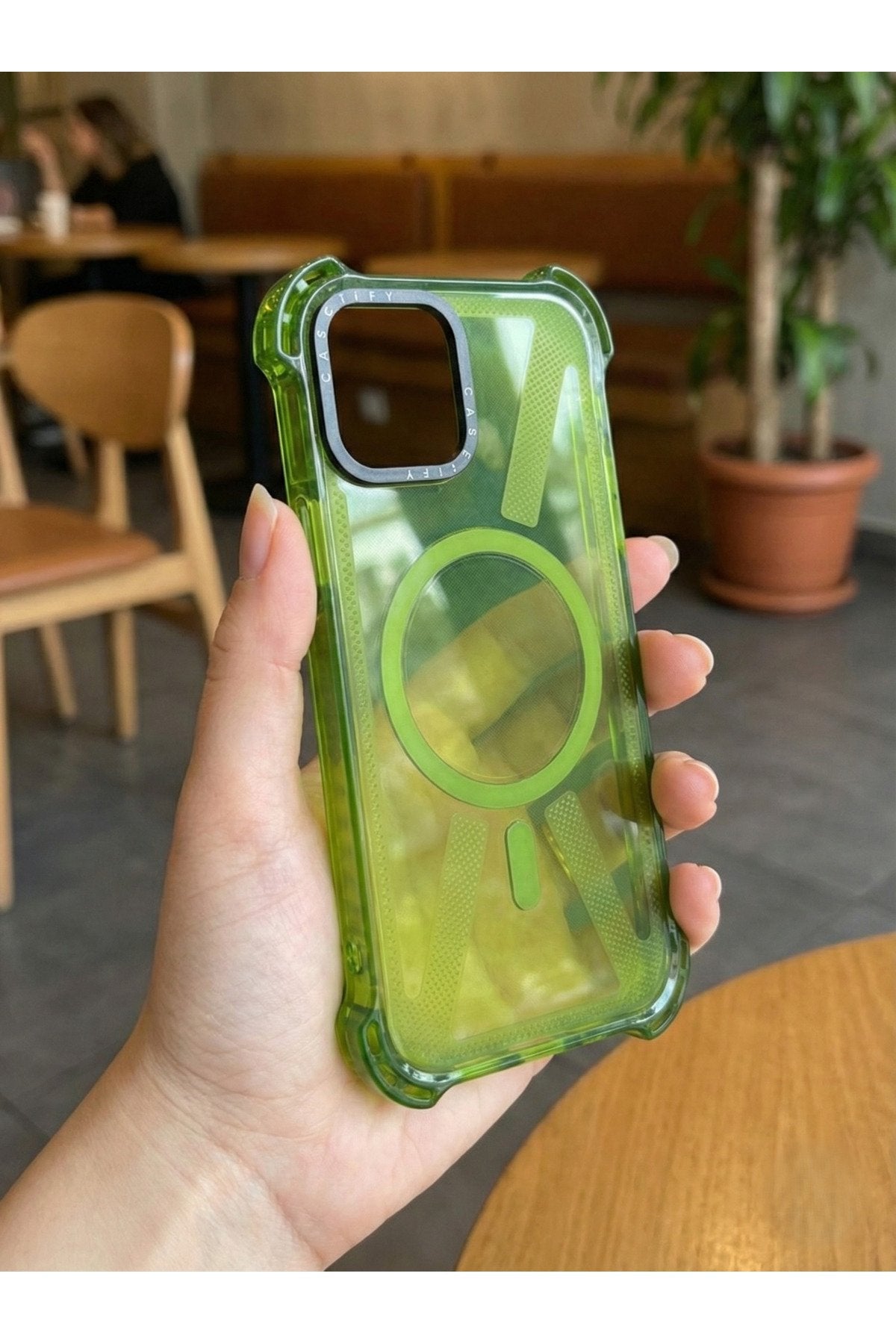 İphone 14 Pro Max Uyumlu Magsafe Destekli Darbe Engelleyici Premium Sararmaz Şeffaf Telefın Kılıfı