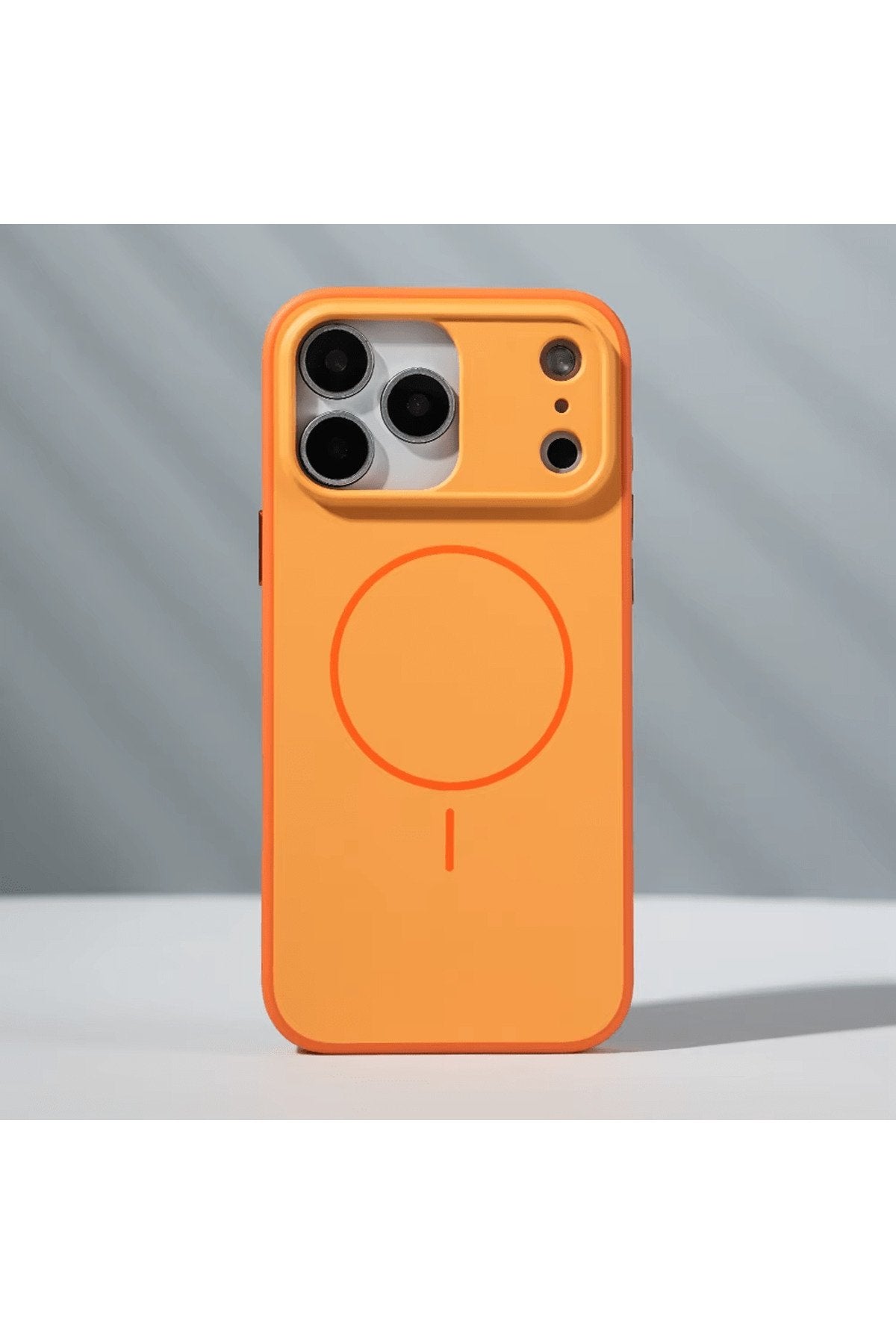 İphone 17 Pro Max Uyumlu Magsafe Destekli Sararmaz Ultra Lüx Premium Parmak İzi Bırakmayan Kılıf