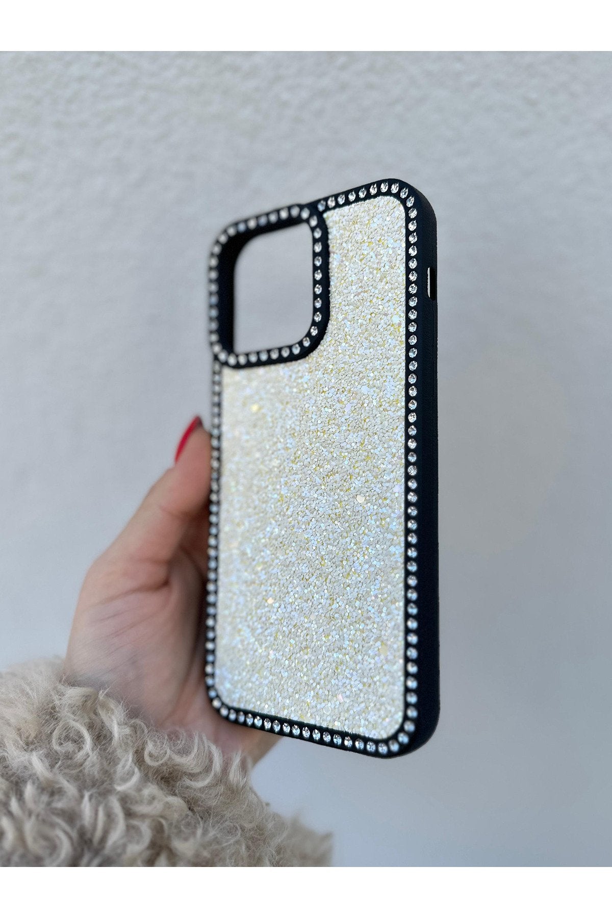 iPhone 13 Pro Max Uyumlu Taşlı Kenarlı Renkli Taşlı İç Yapılı Darbe Emici Ultra Premium Kılıf