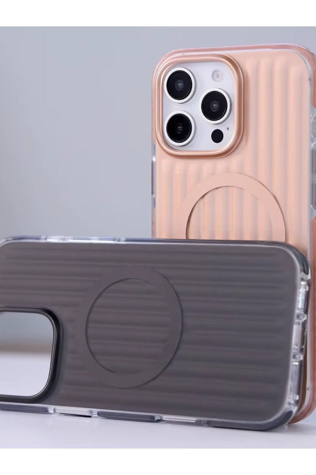 iPhone 16 Pro Max Uyumlu Premium Kasa Sararmaz Sert Yapılı Magsafe Destekli Koruyucu Telefon Kılıfı