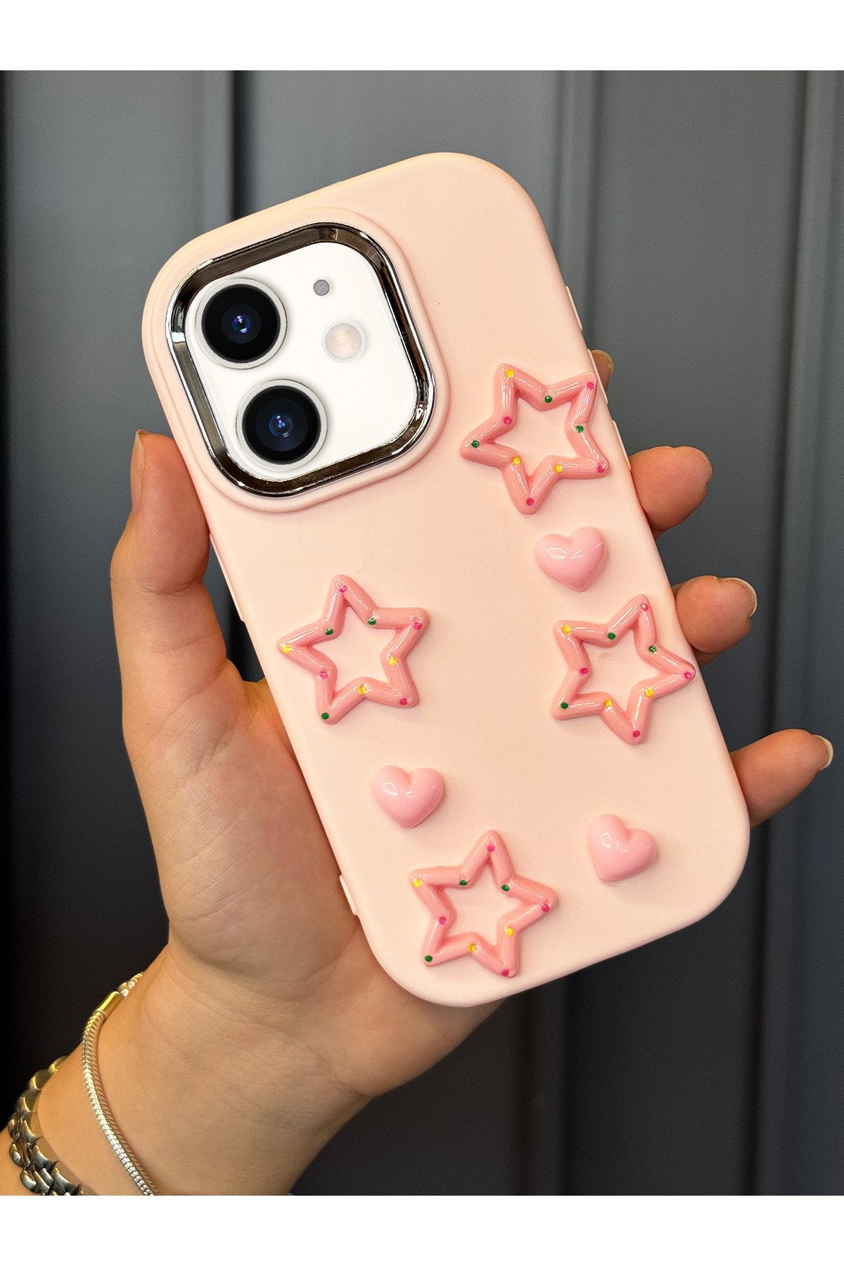 iPhone 12 Ve 12 Pro Uyumlu Darbe Emici Yapılı 3d Pembe Yıldızlar Karakterli Koruyucu Kılıf