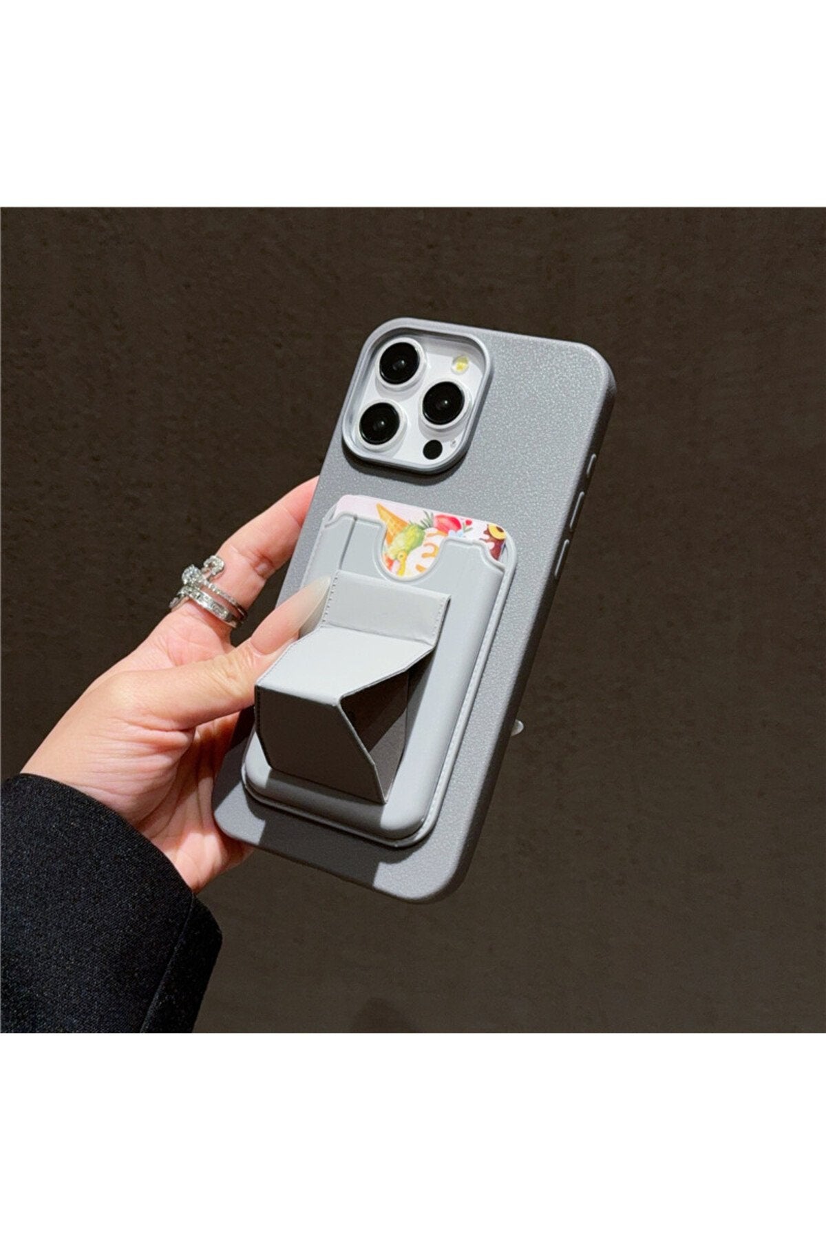 iPhone 14 Plus ve 15 Plus Uyumlu Kartlık Cüzdan ve Stand Destekli Darbe Koruyucu Telefon Kılıfı