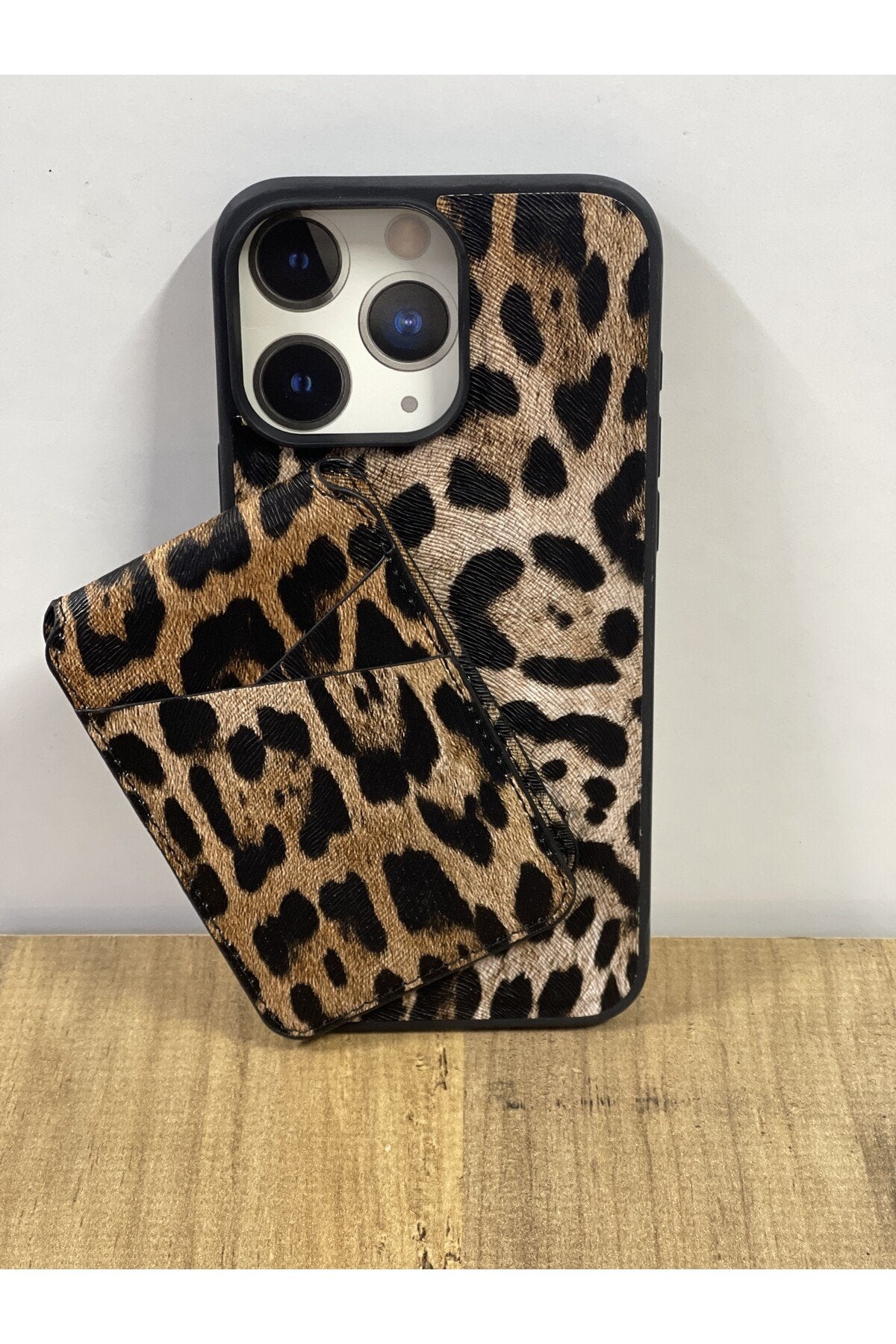 İphone 16 Pro Max Uyumlu Leopar Magsafe Cüzdanlı Set Telefon Kılıfı