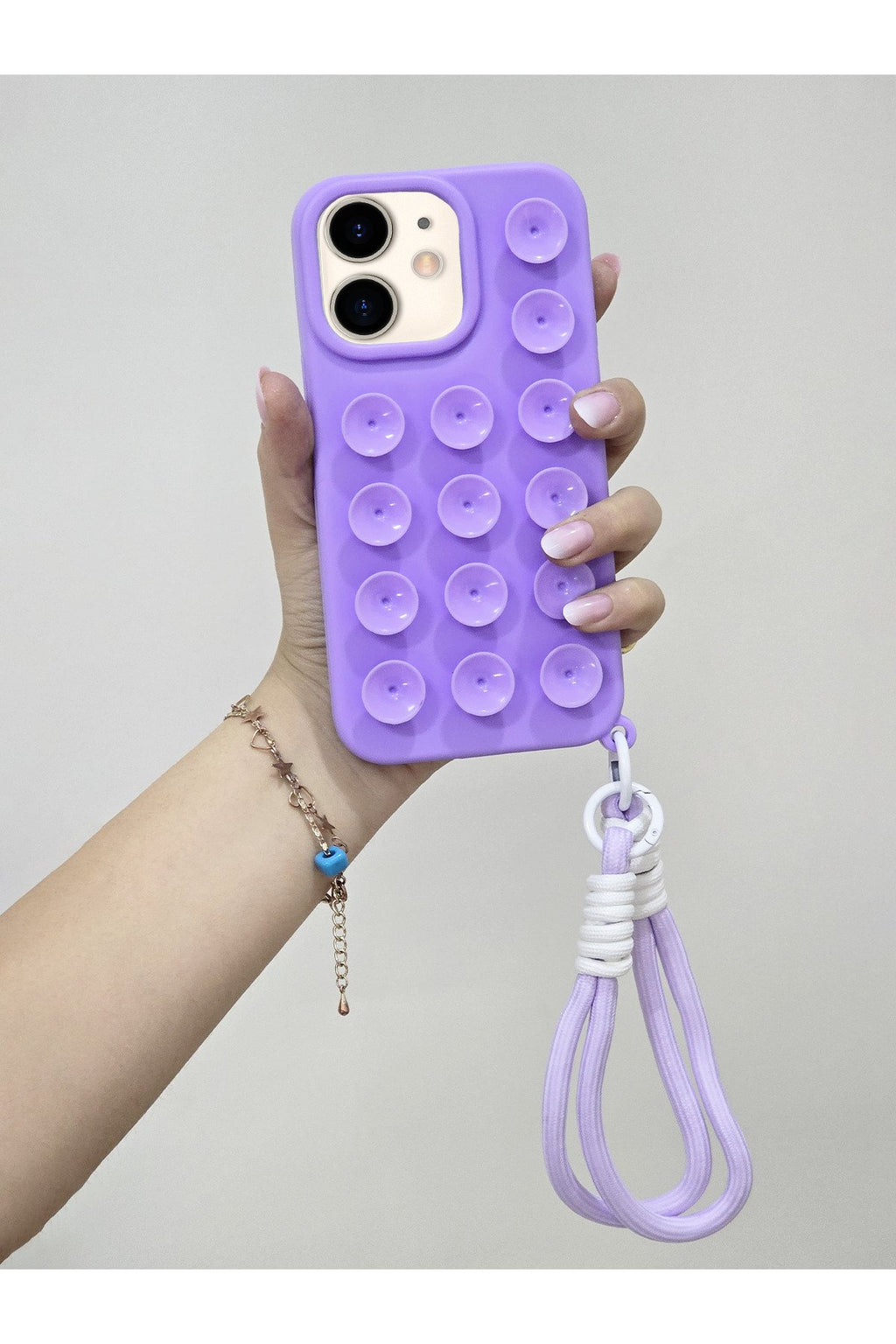 iPhone 12 Ve 12 Pro Uyumlu Vakum Özellikli Düz Yüzeylere Yapışabilen Renkli Askılı Lüx Kılıf