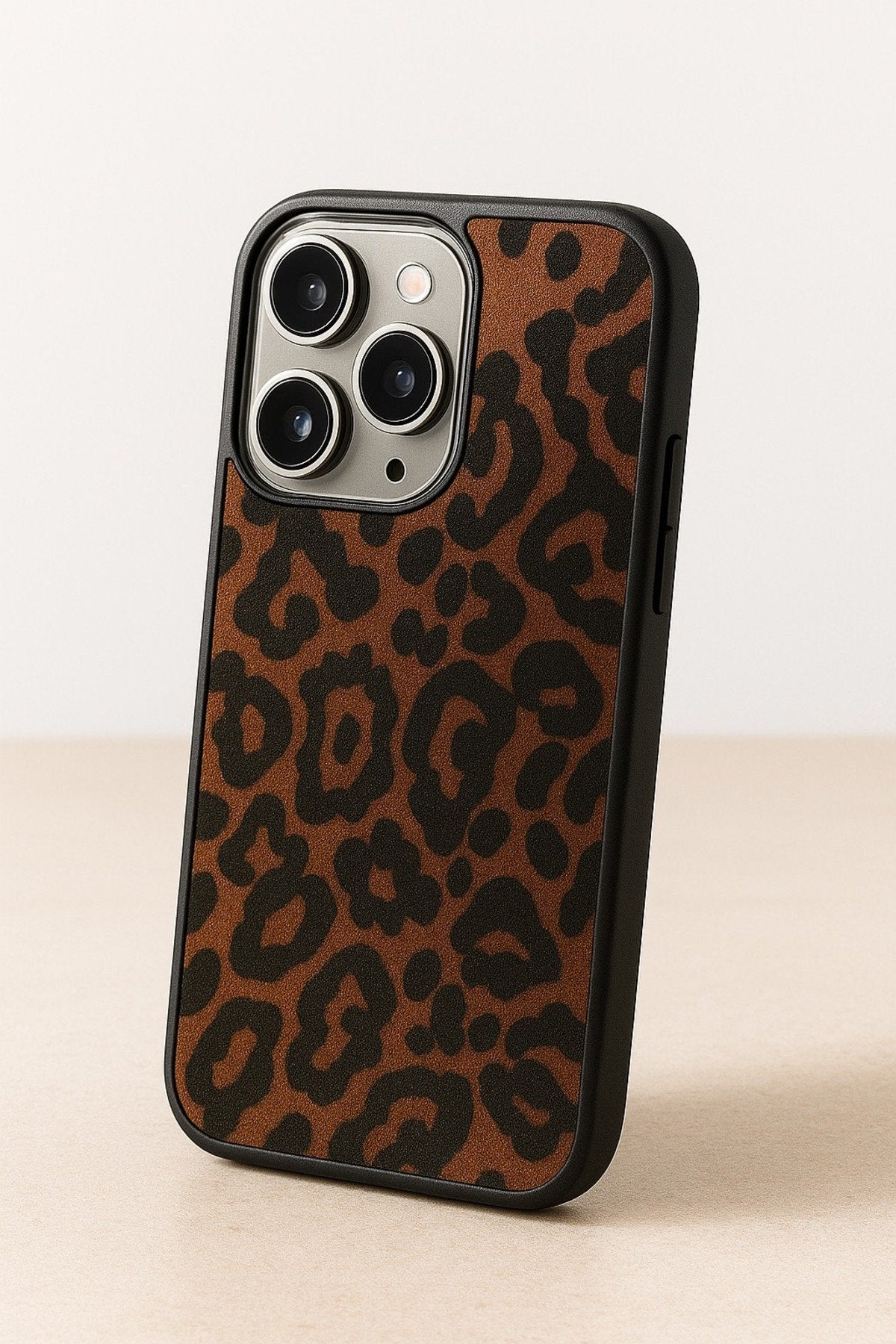 İphone 16 Pro Uyumlu Leopar Desenli Darbe Koruyucu Premium Lüx Tasarım Telefon Kılıfıı