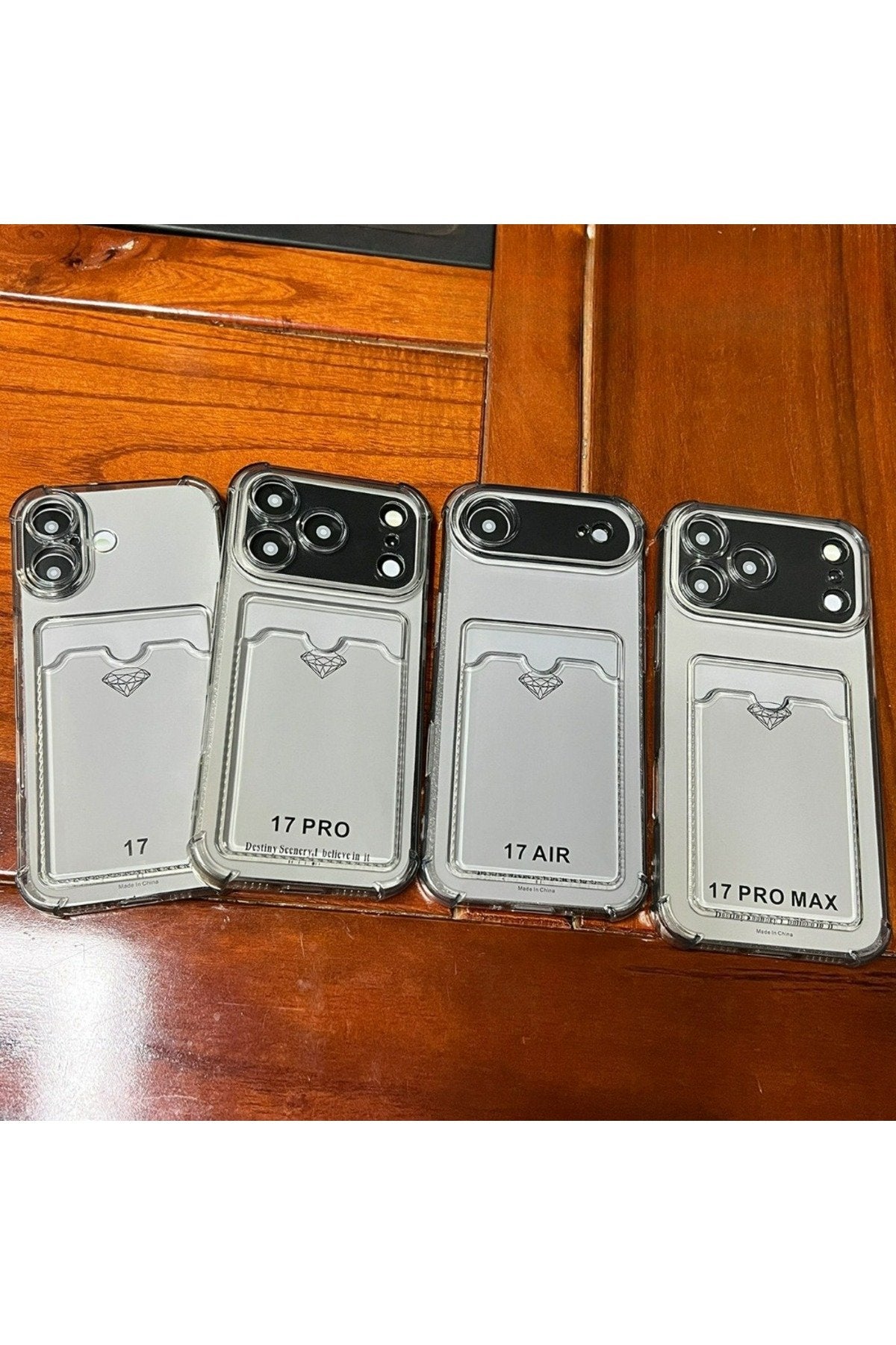 iPhone 17 Pro Uyumlu Şeffaf Kartlıklı Cüzdanlı Premium Sararmaz Telefon Kılıfı