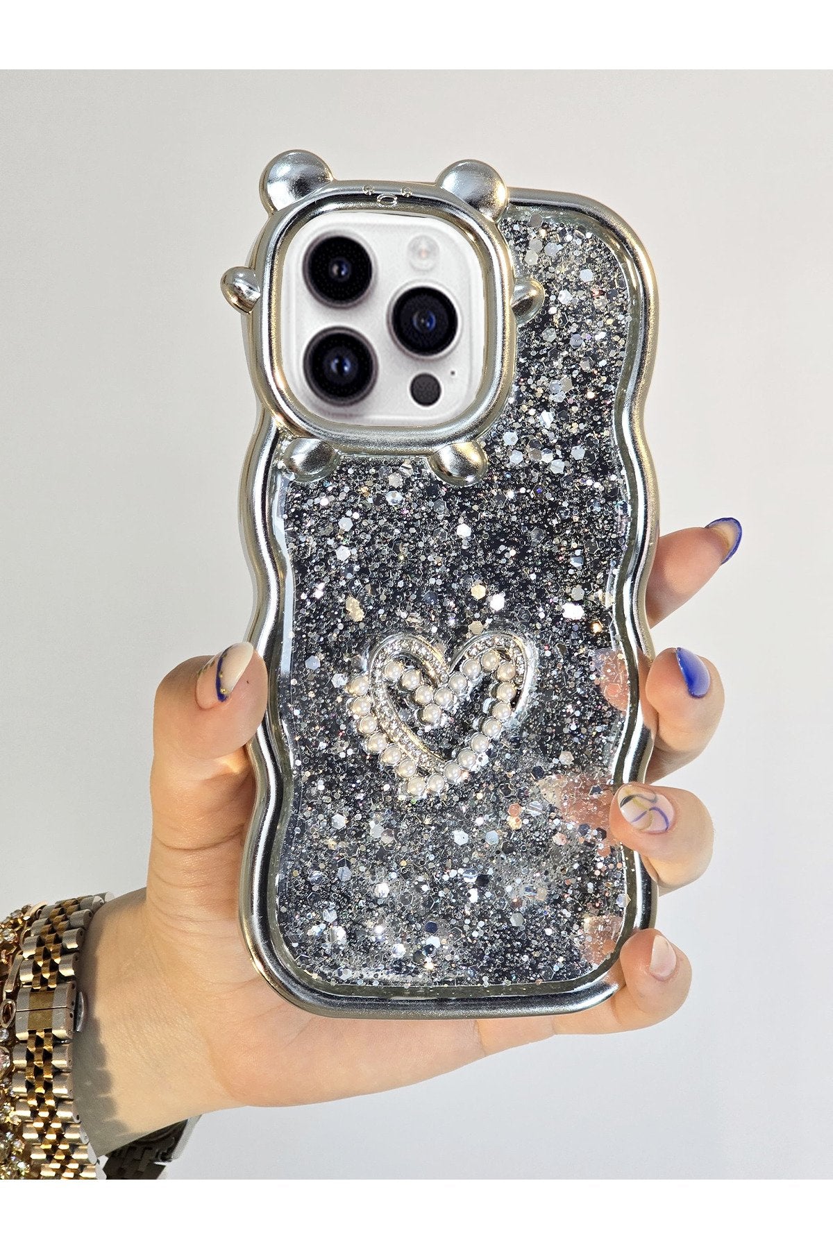 iPhone 16 Pro Uyumlu Parlak Simli Desenli Ayıcık Karakterli Premium Telefon Kılıfı